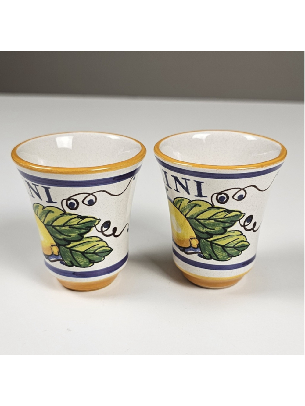 Set of 2 Deruta Pallini Limoncello Italian Pottery Shot Glasses - Excellent - Picture 5 of 10